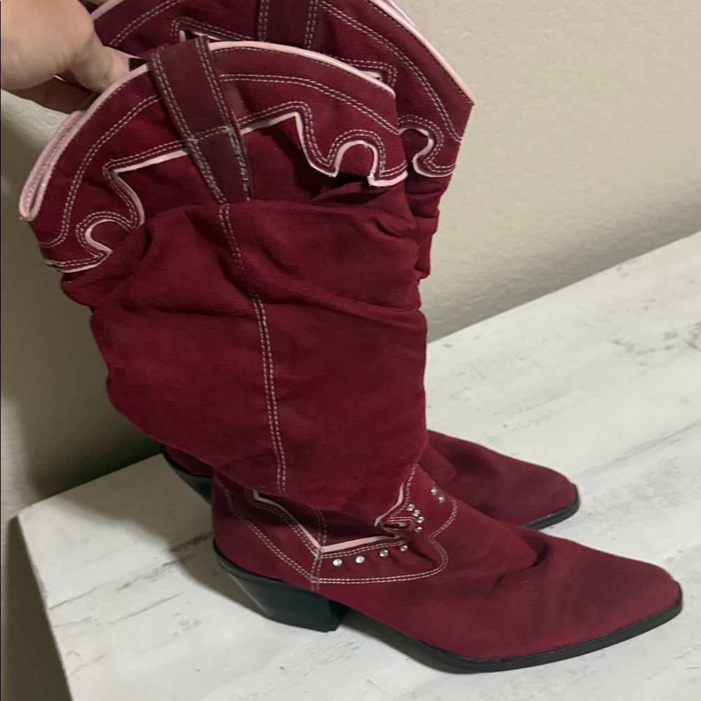Elegant Burgundy Suede Heeled Boots
